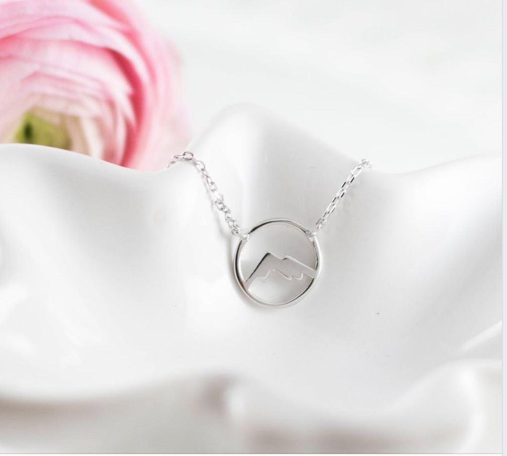Round Mountain Silhouette Necklace