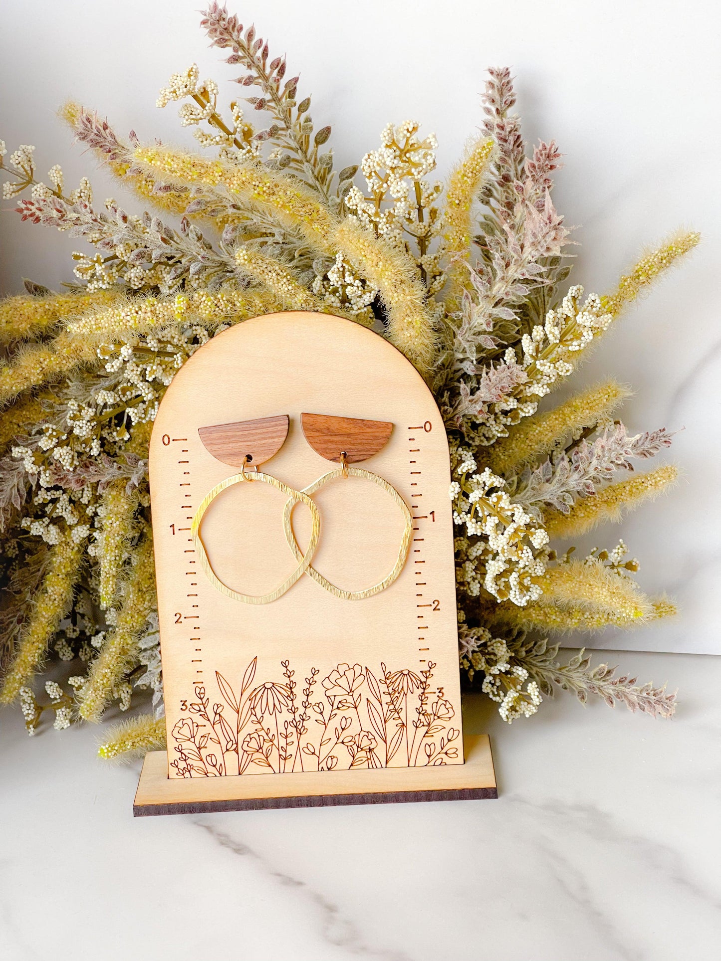Wood and gold metal geometric earrings