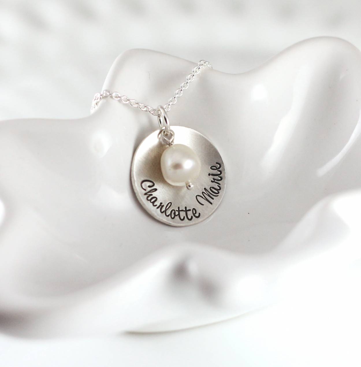 Simple Name Disc Necklace with Pearl